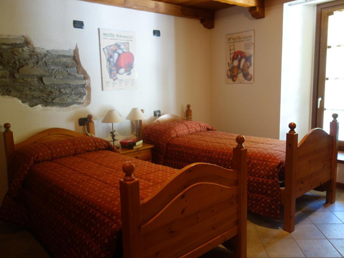 Auberge Lou Creton Di Lui Hostel Pontboset ภายนอก รูปภาพ