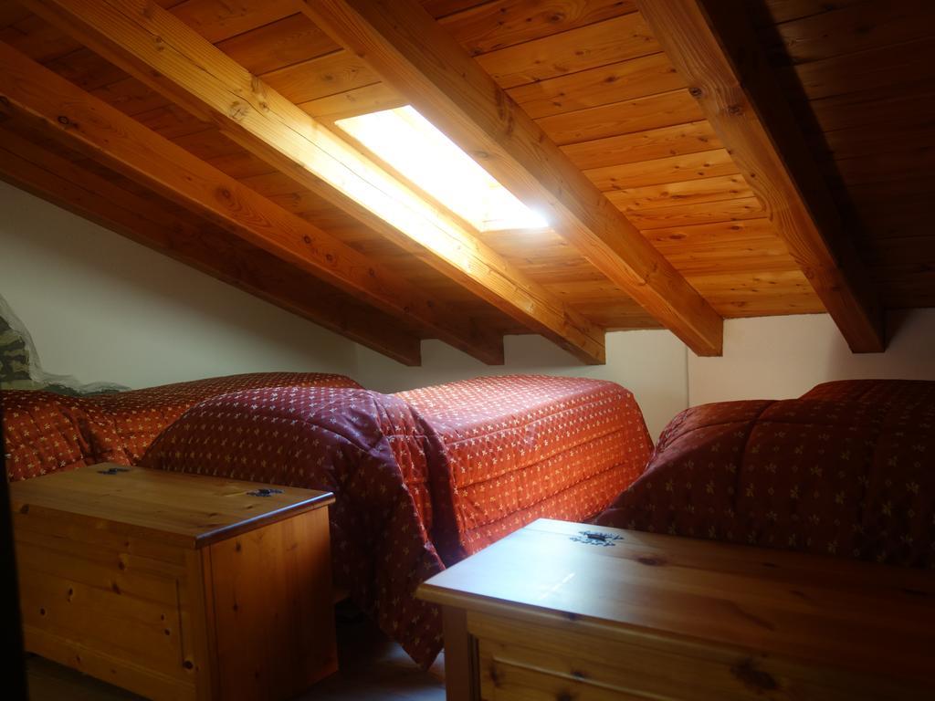 Auberge Lou Creton Di Lui Hostel Pontboset ภายนอก รูปภาพ