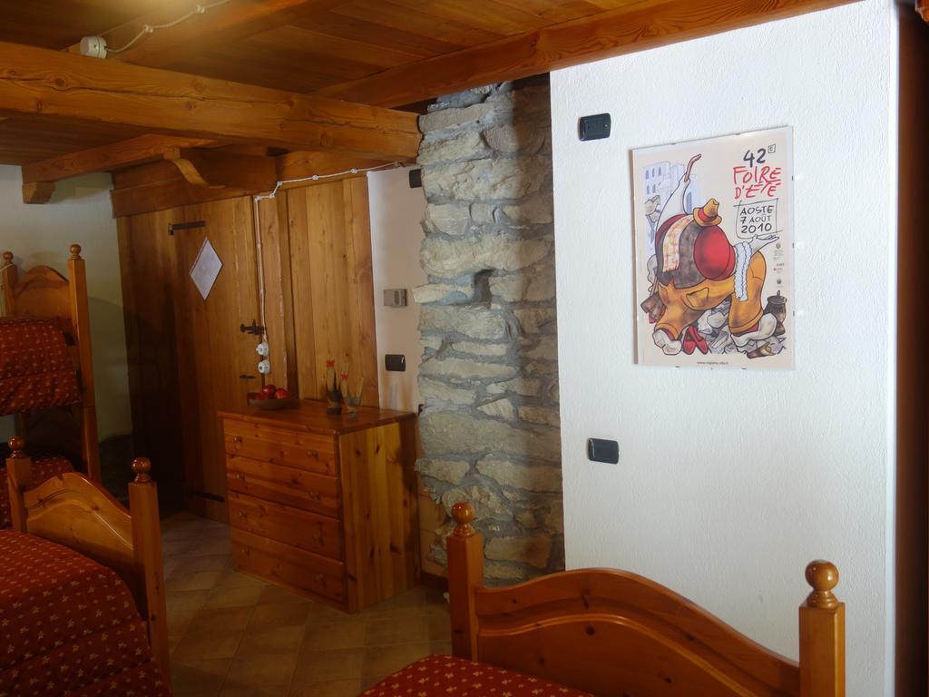 Auberge Lou Creton Di Lui Hostel Pontboset ภายนอก รูปภาพ