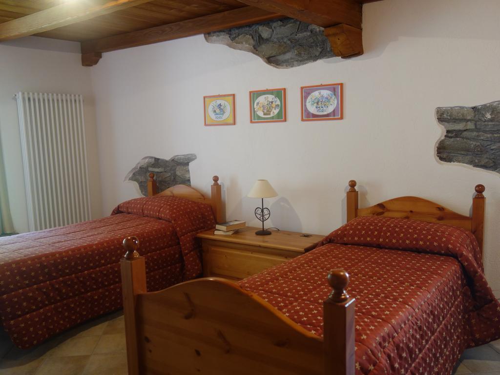 Auberge Lou Creton Di Lui Hostel Pontboset ภายนอก รูปภาพ