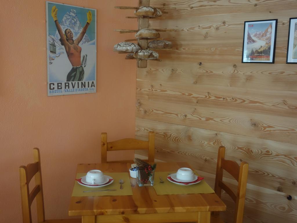 Auberge Lou Creton Di Lui Hostel Pontboset ภายนอก รูปภาพ