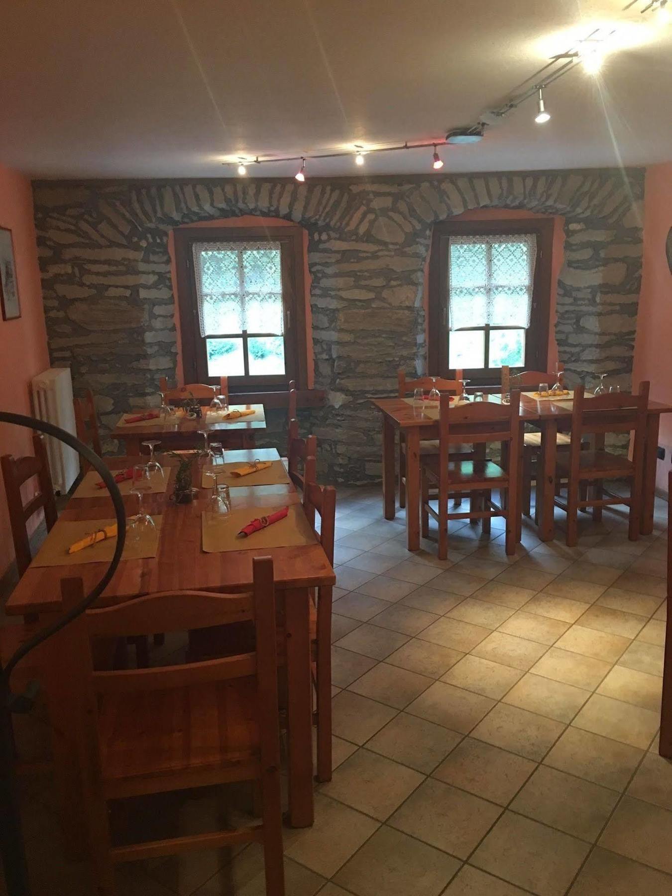 Auberge Lou Creton Di Lui Hostel Pontboset ภายนอก รูปภาพ